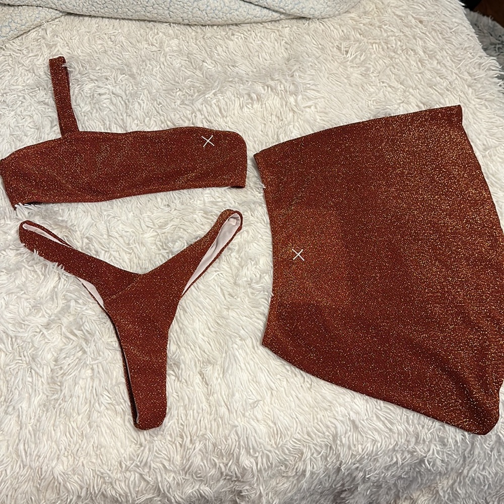 Boutine LA Bikini and Skirt set